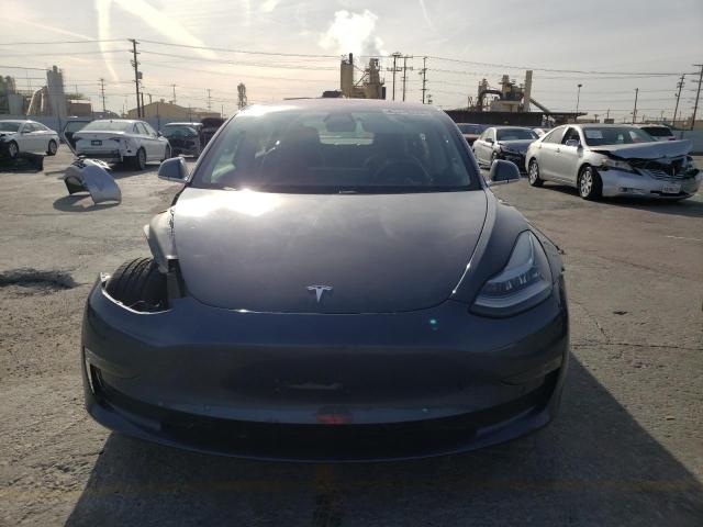 Photo 5 from auction – 2018 TESLA MODEL 3 with VIN 5YJ3E1EA9JF026864