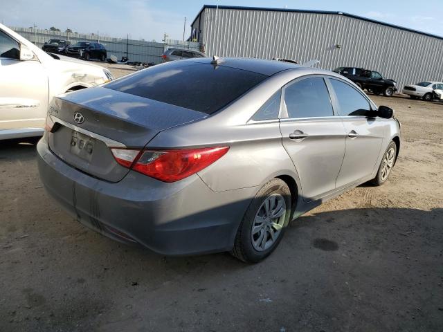 Photo 3 from auction – 2012 HYUNDAI SONATA GLS with VIN 5NPEB4AC1CH326154