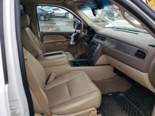 Photo 7 from auction – 2010 CHEVROLET AVALANCHE with VIN 3GNNCFE06AG200507