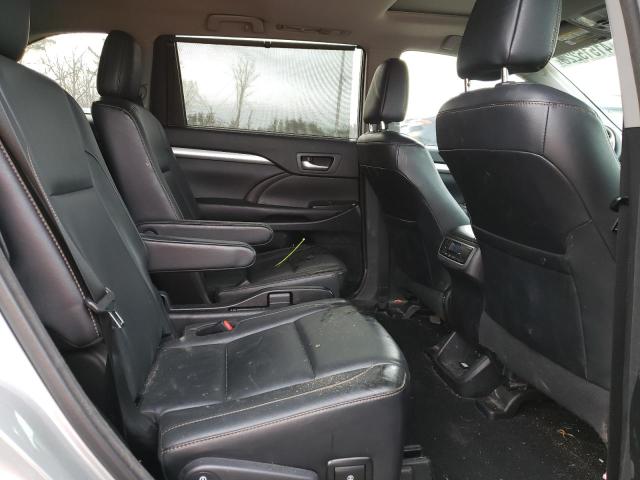 Zdjęcie 11 z aukcji – 2017 TOYOTA HIGHLANDER z VIN 5TDJZRFH5HS481366