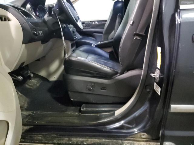 Photo 7 from auction – 2013 CHRYSLER TOWN & COU with VIN 2C4RC1BGXDR802484