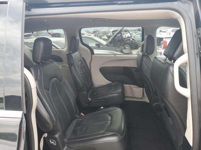 Photo 11 from auction – 2017 CHRYSLER PACIFICA T with VIN 2C4RC1BG1HR702778