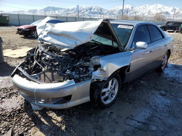 LEXUS ES 300 2001 with VIN JT8BF28GX10324254 - Photo from auction