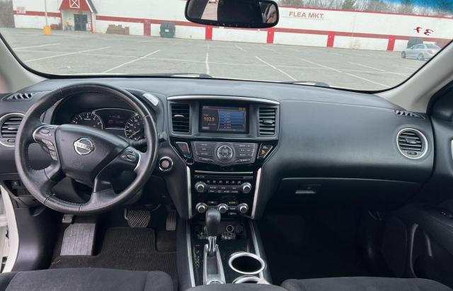 Photo 9 from auction – 2016 NISSAN PATHFINDER with VIN 5N1AR2MM5GC609902