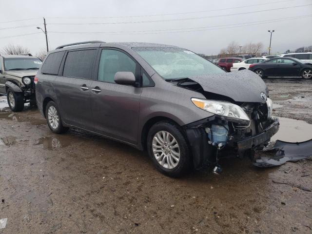 Photo 4 from auction – 2011 TOYOTA SIENNA XLE with VIN 5TDYK3DC9BS013252