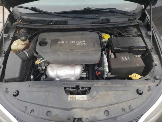 Photo 11 from auction – 2015 CHRYSLER 200 LIMITE with VIN 1C3CCCAB3FN609072