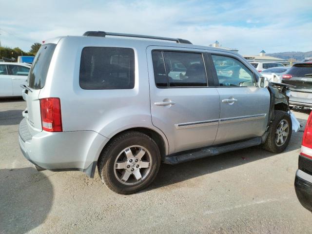 Photo 3 from auction – 2010 HONDA PILOT TOUR with VIN 5FNYF4H99AB025557