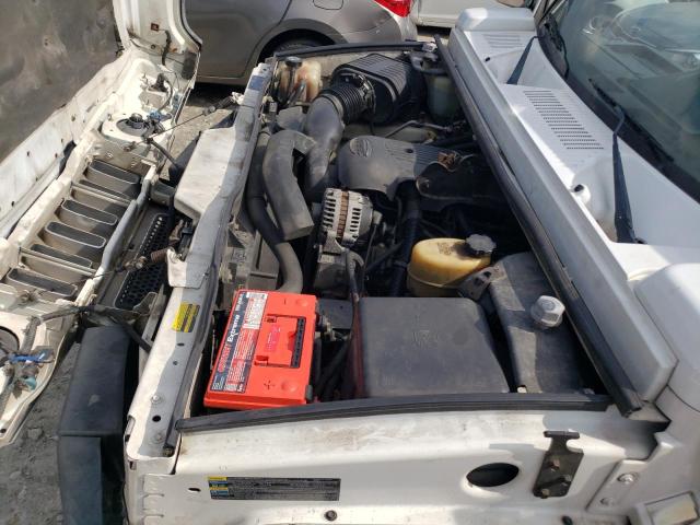 Photo 12 from auction – 2003 HUMMER H2 with VIN 5GRGN23U43H139255