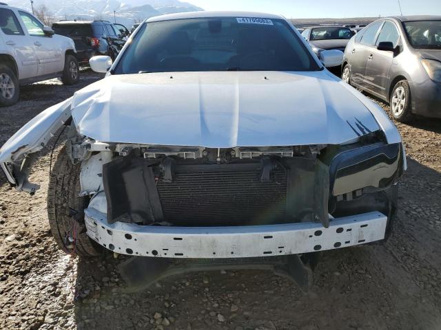 Photo 5 from auction – 2019 CHRYSLER 300 TOURIN with VIN 2C3CCAAG4KH613697