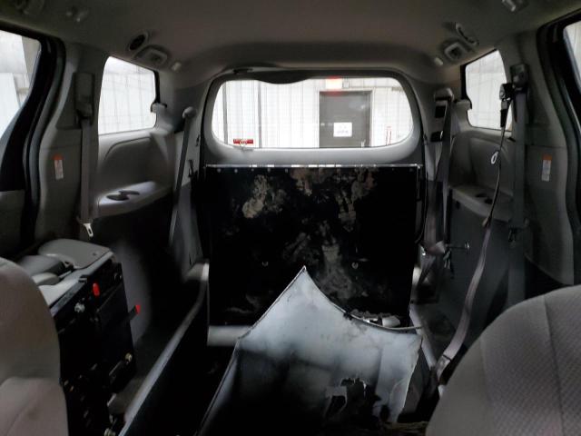 Photo 10 from auction – 2017 TOYOTA SIENNA with VIN 5TDZZ3DC1HS810085