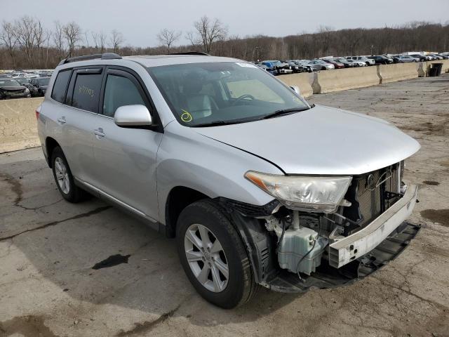 Photo 4 from auction – 2012 TOYOTA HIGHLANDER with VIN 5TDBK3EH6CS123614