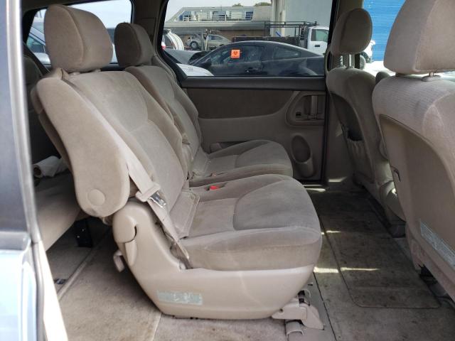 Photo 11 from auction – 2005 TOYOTA SIENNA CE with VIN 5TDZA23CX5S222913