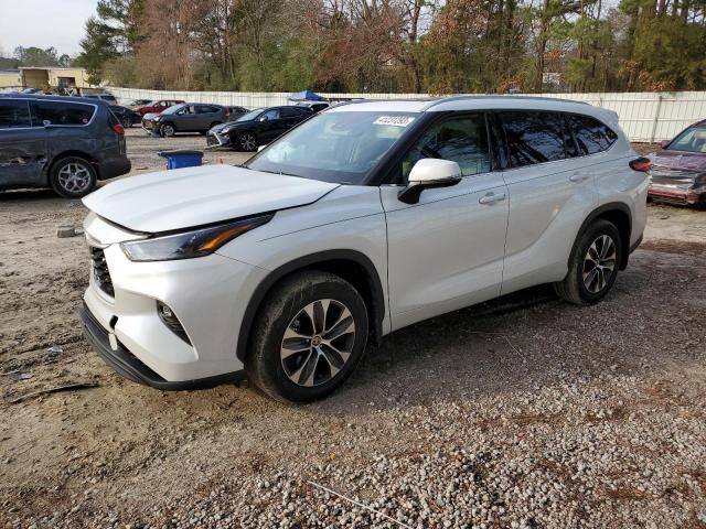 Photo 1 from auction – 2022 TOYOTA HIGHLANDER with VIN 5TDGZRAH4NS134379