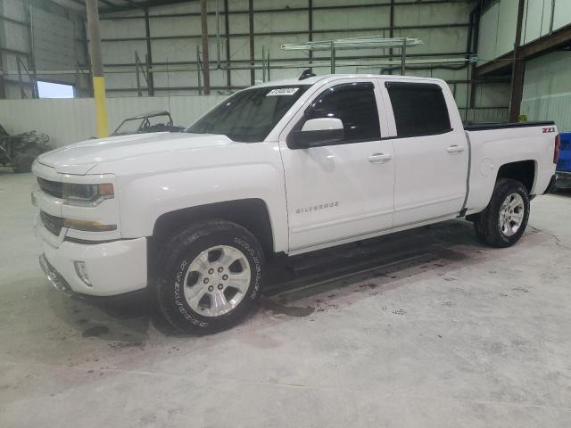 CHEVROLET SILVERADO 2018 with VIN 3GCUKREC3JG571742 - Photo from auction