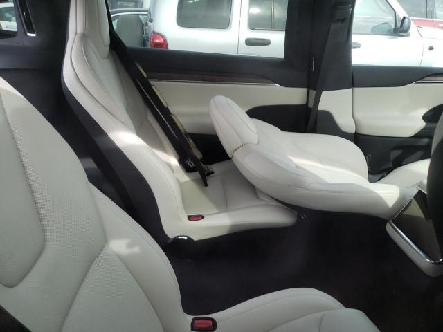 Photo 11 from auction – 2022 TESLA MODEL X with VIN 7SAXCBE58NF361736