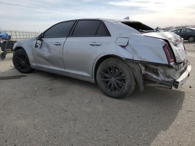 Photo 2 from auction – 2018 CHRYSLER 300 S with VIN 2C3CCAGG7JH267330
