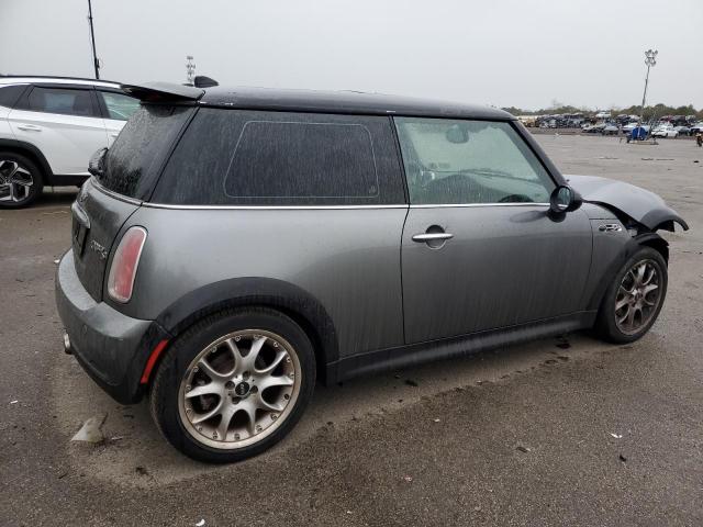 Photo 3 from auction – 2005 MINI COOPER S with VIN WMWRE33585TG96985