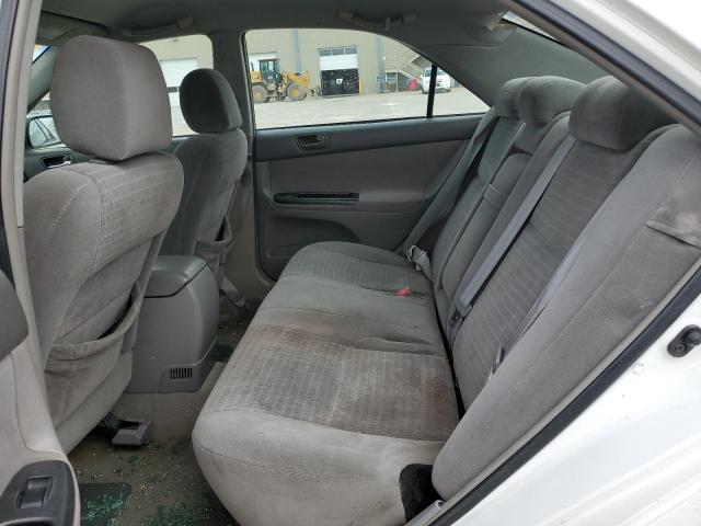Photo 10 from auction – 2005 TOYOTA CAMRY LE with VIN 4T1BE32K85U538760