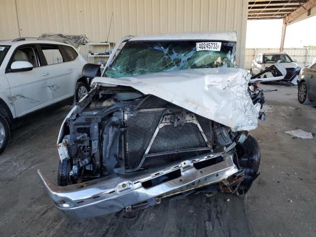 Photo 5 from auction – 2003 CHEVROLET SILVERADO with VIN 2GCEC19VX31218585