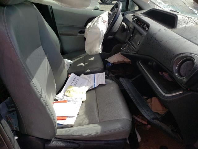 Photo 7 from auction – 2014 TOYOTA PRIUS C with VIN JTDKDTB35E1069211