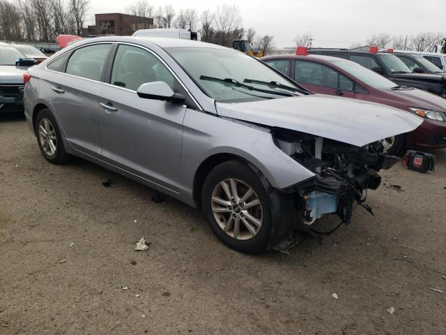 Photo 4 from auction – 2017 HYUNDAI SONATA SE with VIN 5NPE24AF1HH523746