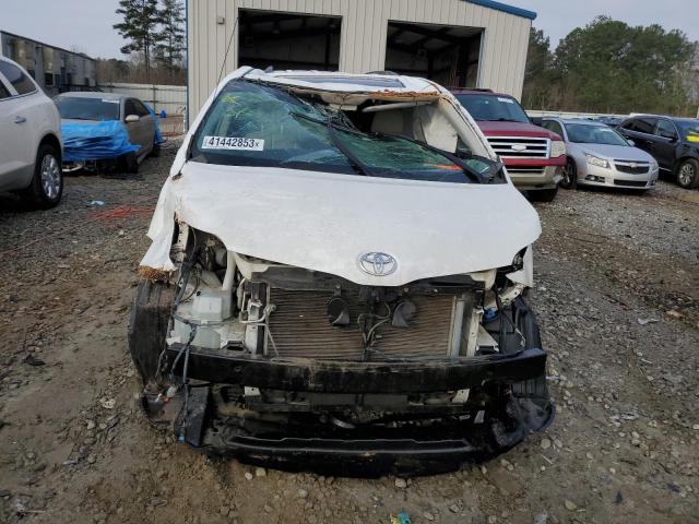 Photo 5 from auction – 2012 TOYOTA SIENNA XLE with VIN 5TDYK3DC0CS276182