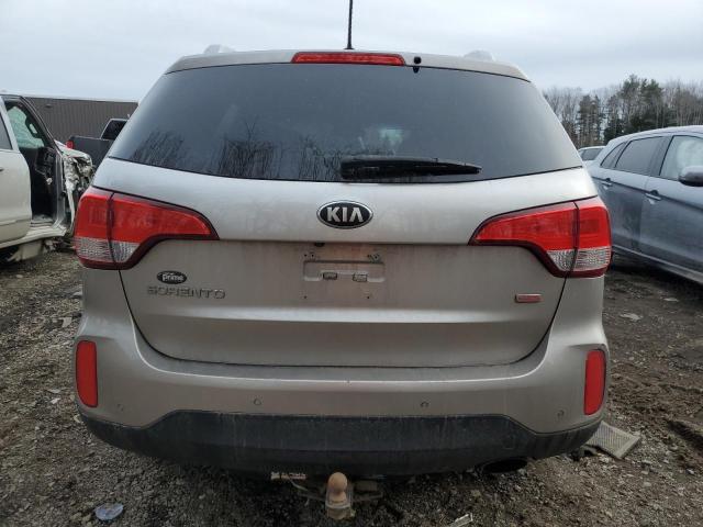 Photo 6 from auction – 2014 KIA SORENTO LX with VIN 5XYKTDA69EG480244