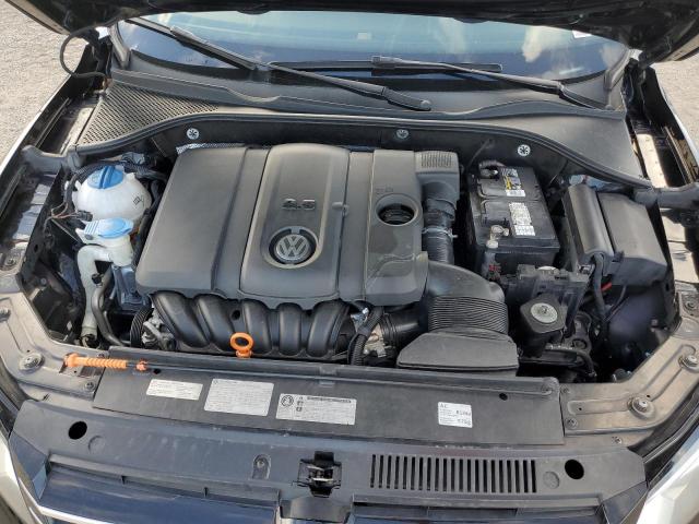 Photo 11 from auction – 2013 VOLKSWAGEN PASSAT S with VIN 1VWAP7A37DC030938