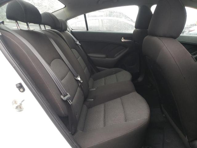 Photo 10 from auction – 2017 KIA FORTE LX with VIN 3KPFK4A79HE100043