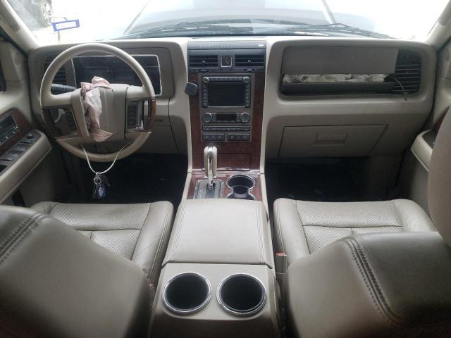 Photo 8 from auction – 2014 LINCOLN NAVIGATOR with VIN 5LMJJ2H52EEL06827