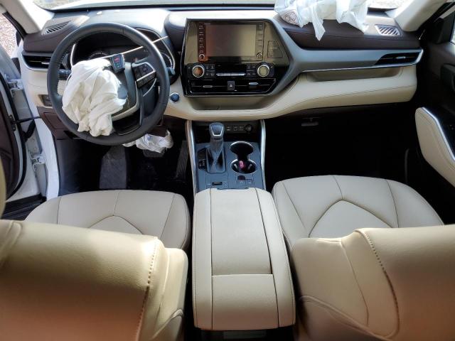 Photo 8 from auction – 2022 TOYOTA HIGHLANDER with VIN 5TDGZRAH4NS134379