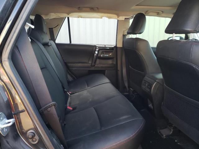Photo 11 from auction – 2020 TOYOTA 4RUNNER SR with VIN JTEBU5JR7L5817203