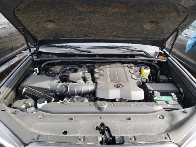 Photo 11 from auction – 2022 TOYOTA 4RUNNER SR with VIN JTEFU5JR4N5276275