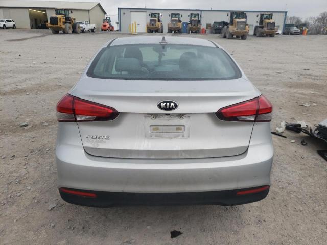 Photo 6 from auction – 2017 KIA FORTE LX with VIN 3KPFL4A73HE018287