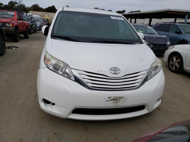 Photo 5 from auction – 2015 TOYOTA SIENNA LE with VIN 5TDKK3DC5FS590923