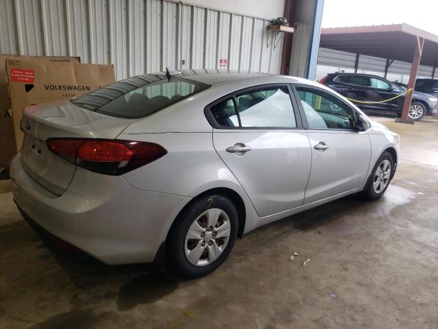 Photo 3 from auction – 2017 KIA FORTE LX with VIN 3KPFK4A79HE119188