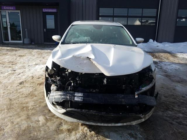 Photo 5 from auction – 2015 CHRYSLER 200 C with VIN 1C3CCCCG8FN520459
