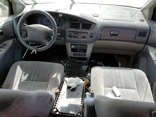 Photo 8 from auction – 2002 TOYOTA SIENNA CE with VIN 4T3ZF19C52U440013
