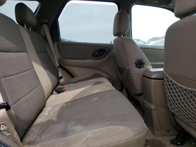 Photo 11 from auction – 2004 FORD ESCAPE with VIN 1FMYU04142KA44872