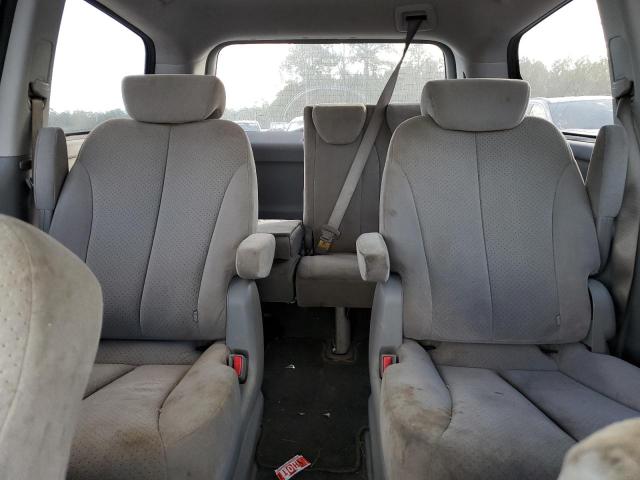Photo 10 from auction – 2008 HYUNDAI ENTOURAGE with VIN KNDMC233586045633