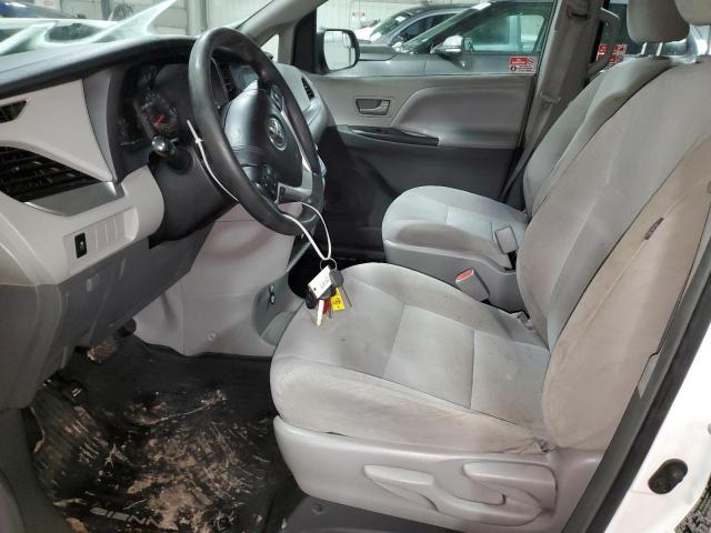 Foto 7 de la subasta – 2017 TOYOTA SIENNA con VIN 5TDZZ3DC1HS810085
