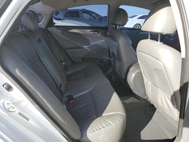 Photo 10 from auction – 2015 HYUNDAI SONATA HYB with VIN KMHEC4A49FA125101