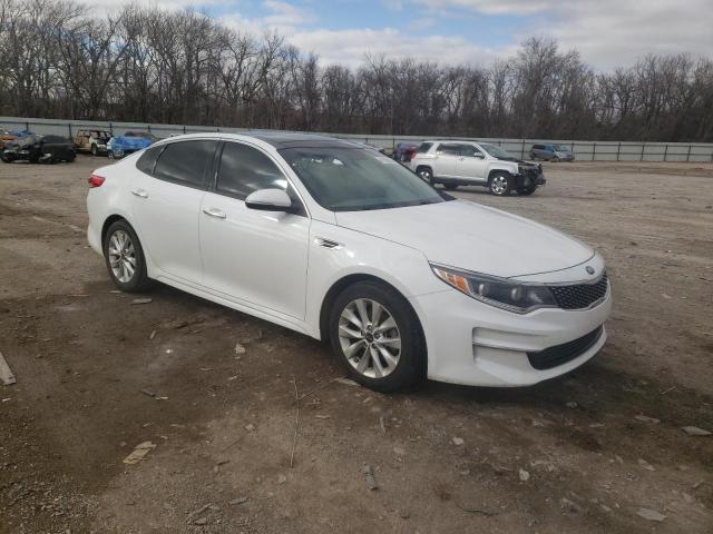 Photo 4 from auction – 2016 KIA OPTIMA EX with VIN 5XXGU4L39GG104687
