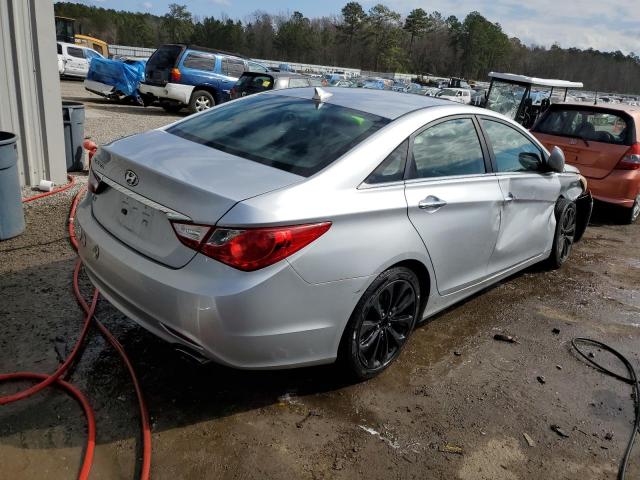 Photo 3 from auction – 2011 HYUNDAI SONATA SE with VIN 5NPEC4AC8BH167452