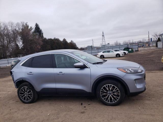Photo 4 from auction – 2022 FORD ESCAPE SEL with VIN 1FMCU0KZ8NUB04602