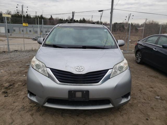 Photo 5 from auction – 2011 TOYOTA SIENNA LE with VIN 5TDKK3DC3BS014869