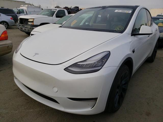 TESLA MODEL Y 2020 with VIN 5YJYGDEEXLF043650 - Photo from auction