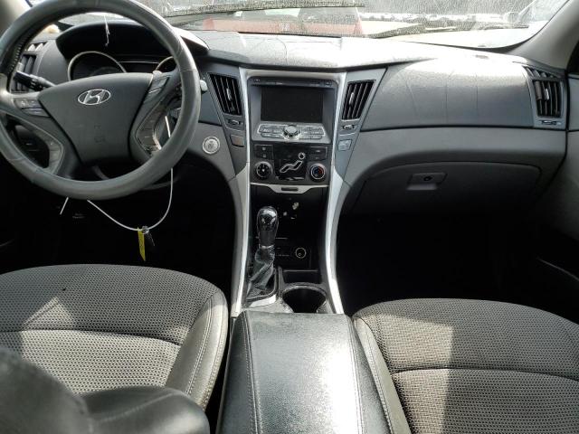 Photo 8 from auction – 2011 HYUNDAI SONATA SE with VIN 5NPEC4AC8BH167452