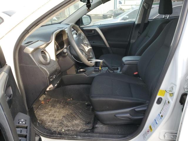 Photo 7 from auction – 2015 TOYOTA RAV4 LE with VIN 2T3BFREV8FW260957
