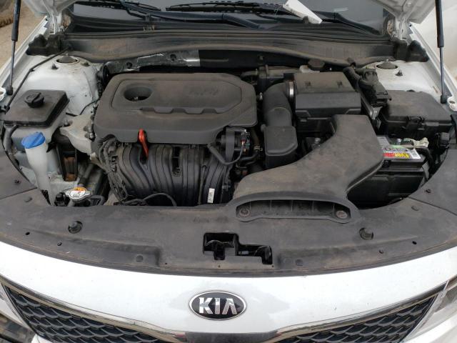 Photo 11 from auction – 2017 KIA OPTIMA LX with VIN 5XXGT4L37HG161829